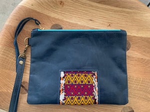 Ventana Wristlet in Navy Leather (MORE TEXTILES)